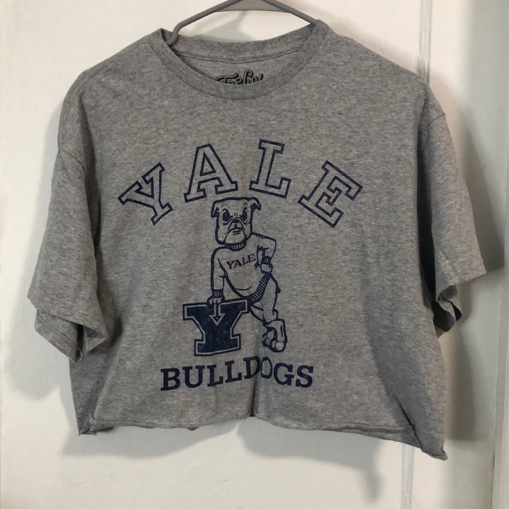 Yale cropped t shirt